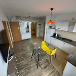Luxury Apartments Near Coresi Mall By Glam